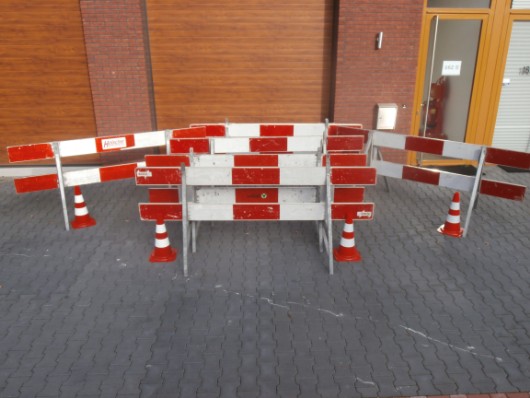 Wegafzetting verhuur